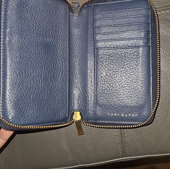 Tory Burch Navy Nylon Tote Bag W/ Wallet - Picture 10 of 10